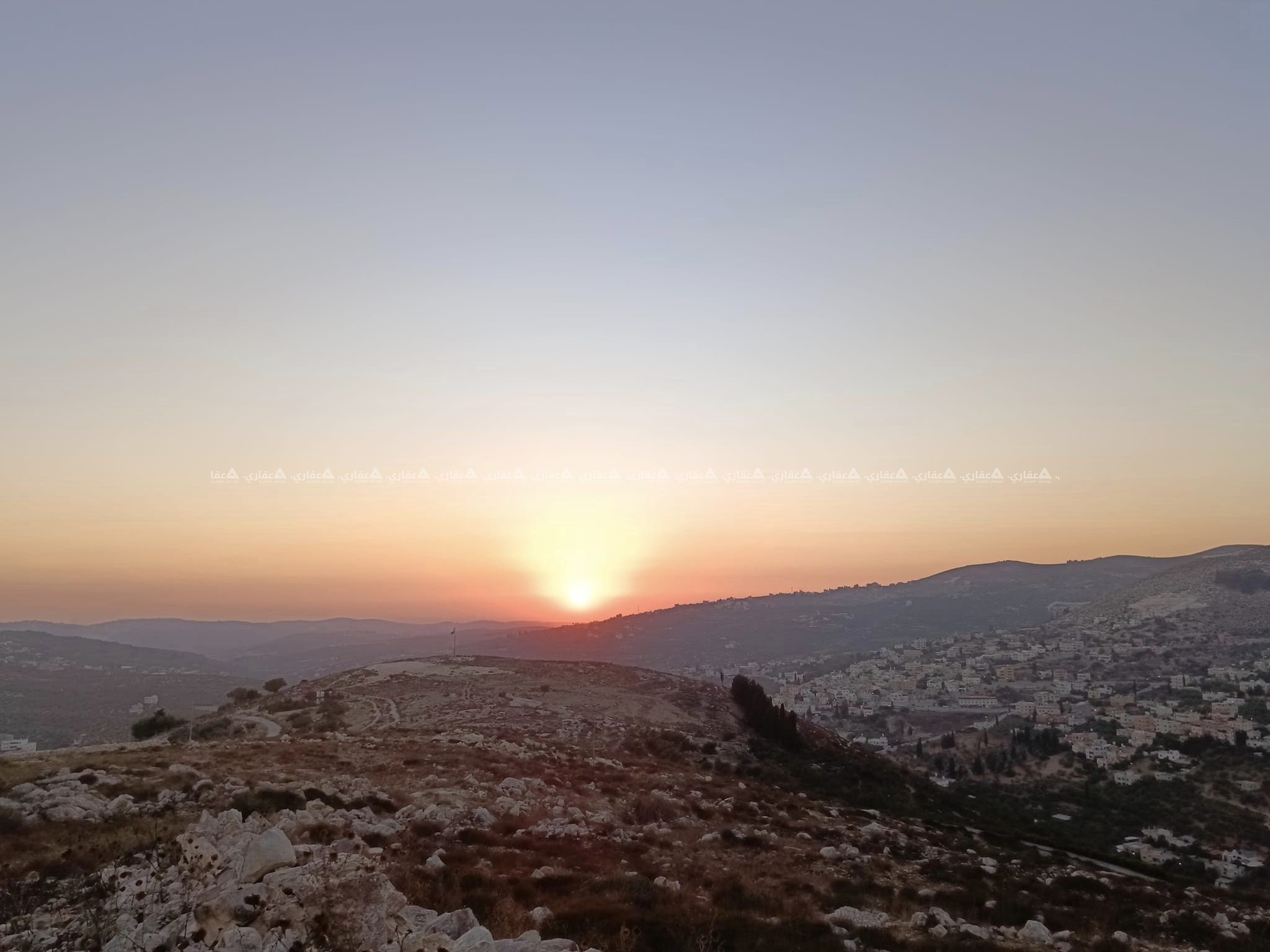 نمرتين أرض في بيت أمرين للبيع