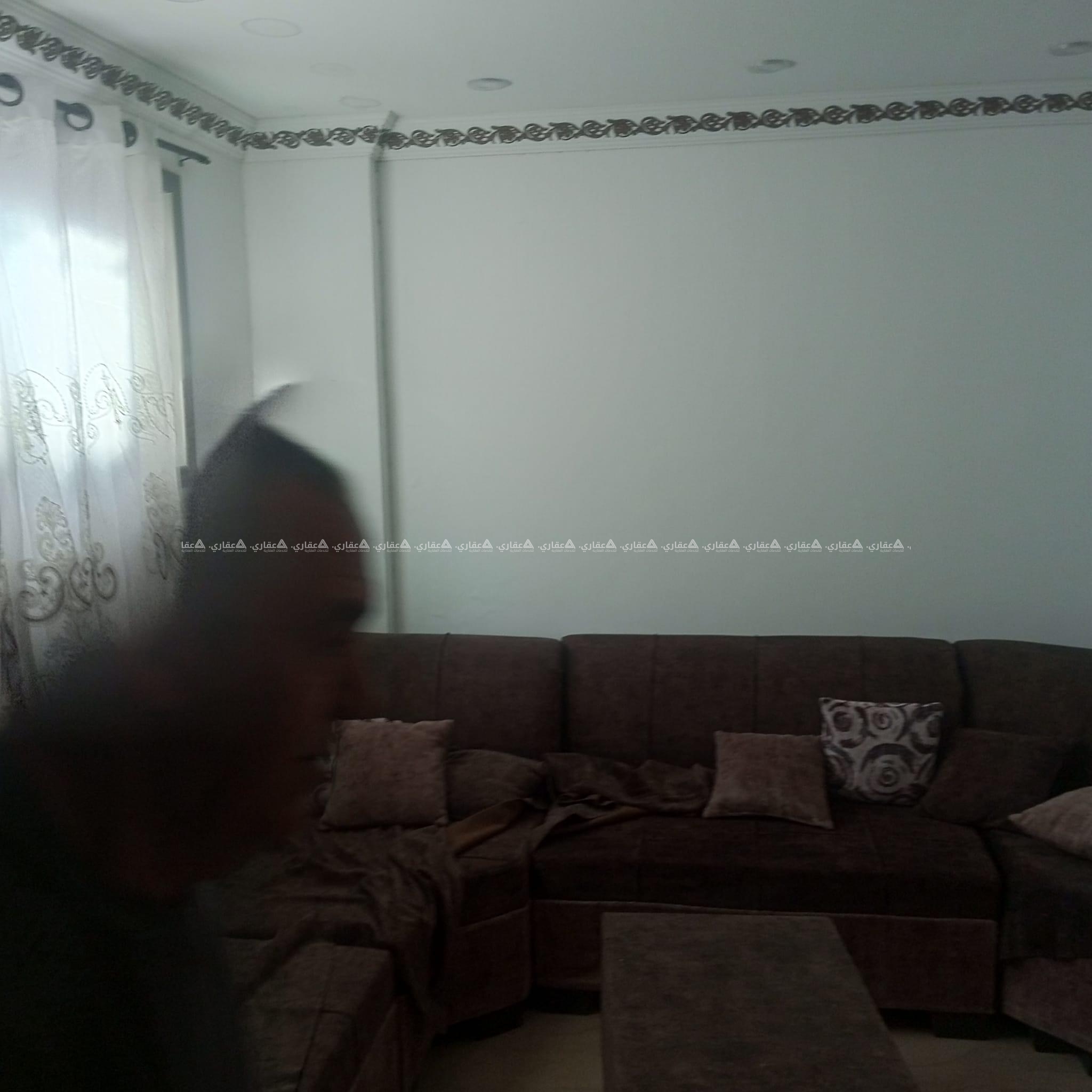 رووف صغير للبيع قرب كافيه زمان