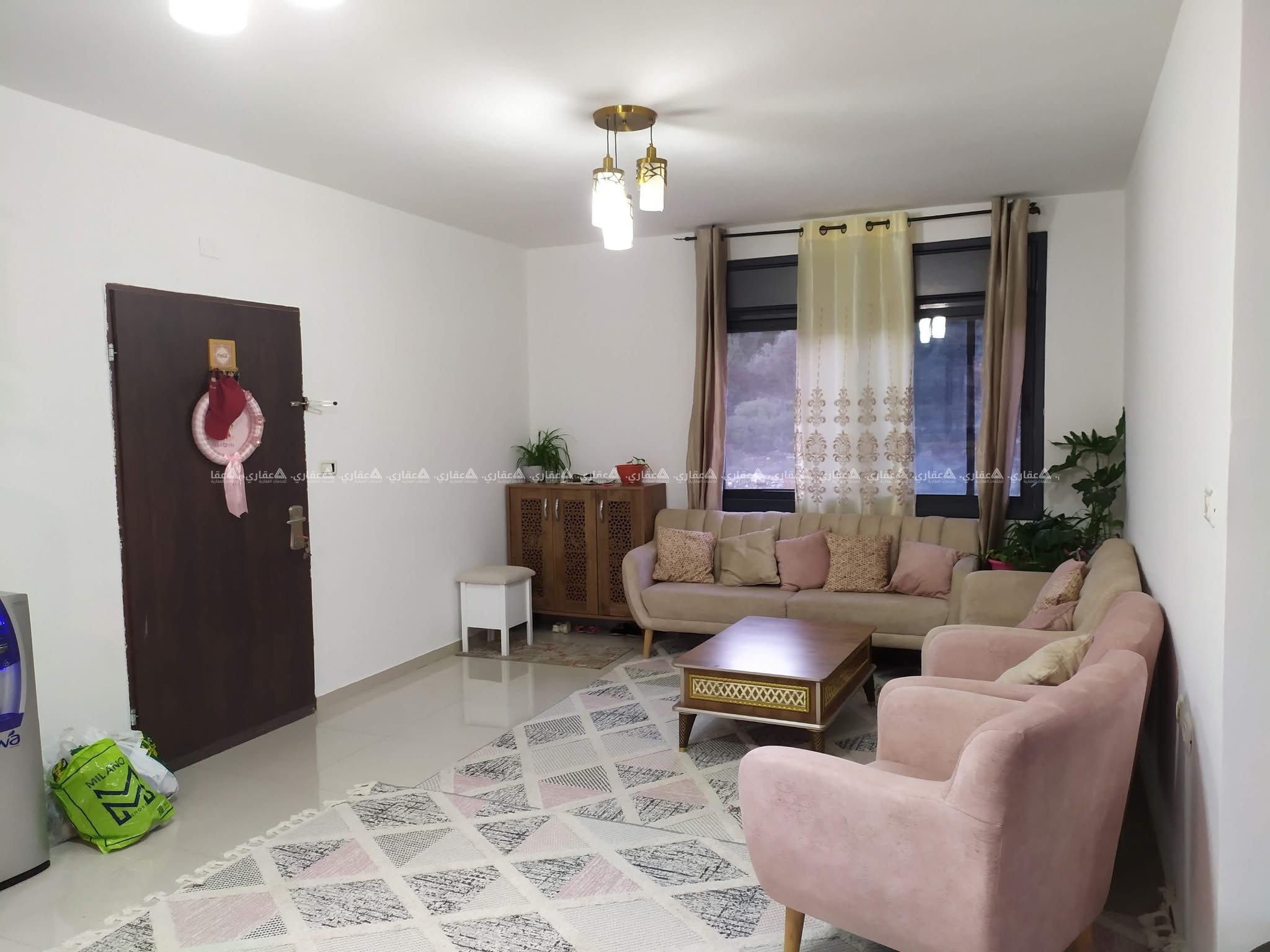 شقة حديثة قرب إسكانات الكاثوليك
