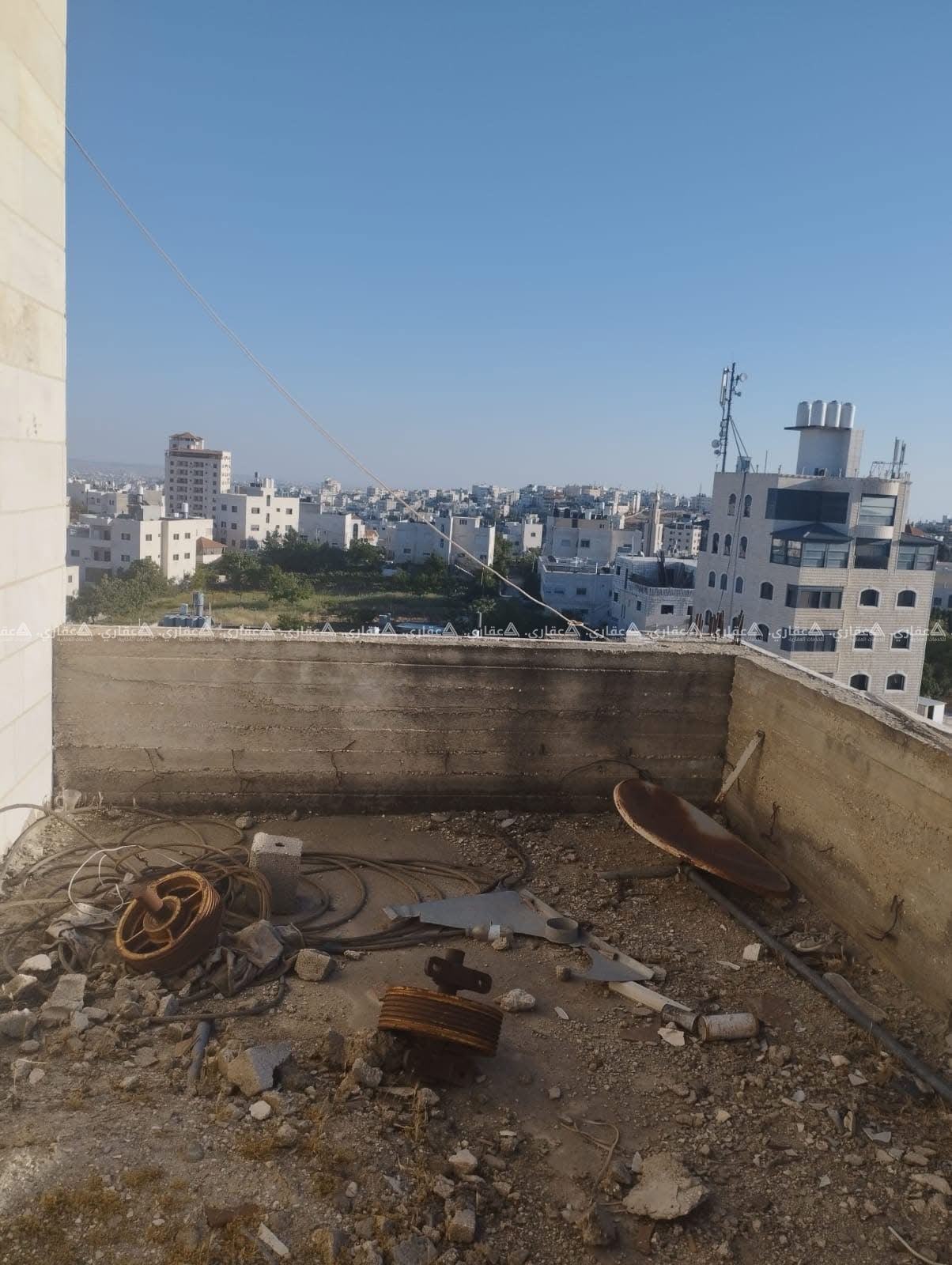 شقة عظم للبيع بالقرب من جامع الشافعي