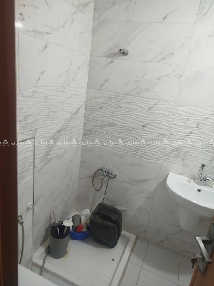 شقة للبيع مطلة جداً وجاهزة للسكن