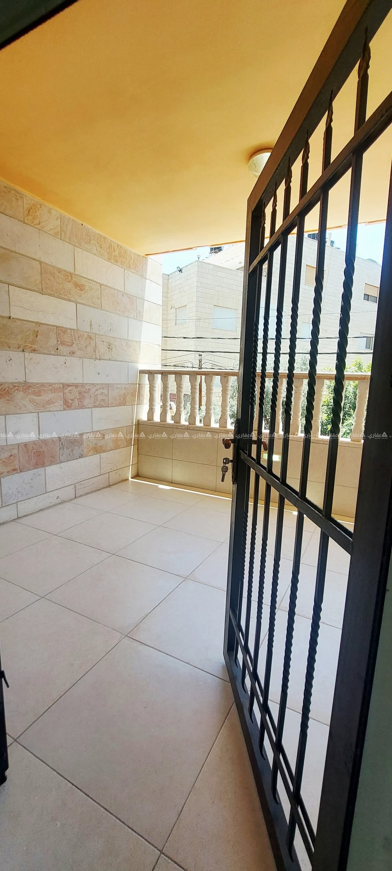 شقة للإيجار - مدخل العيزرية