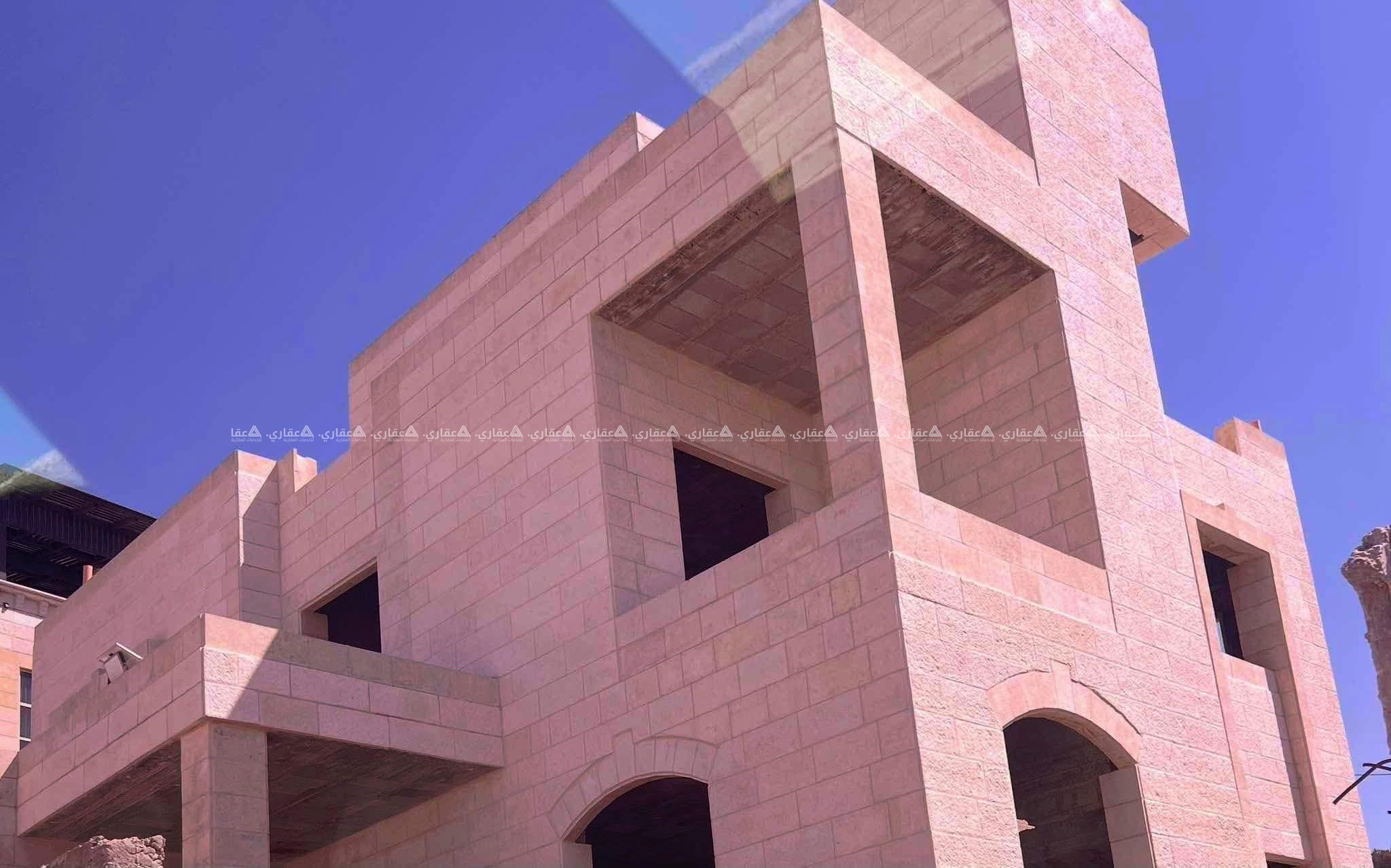 بيت مستقل عظم بالقرب من برافو