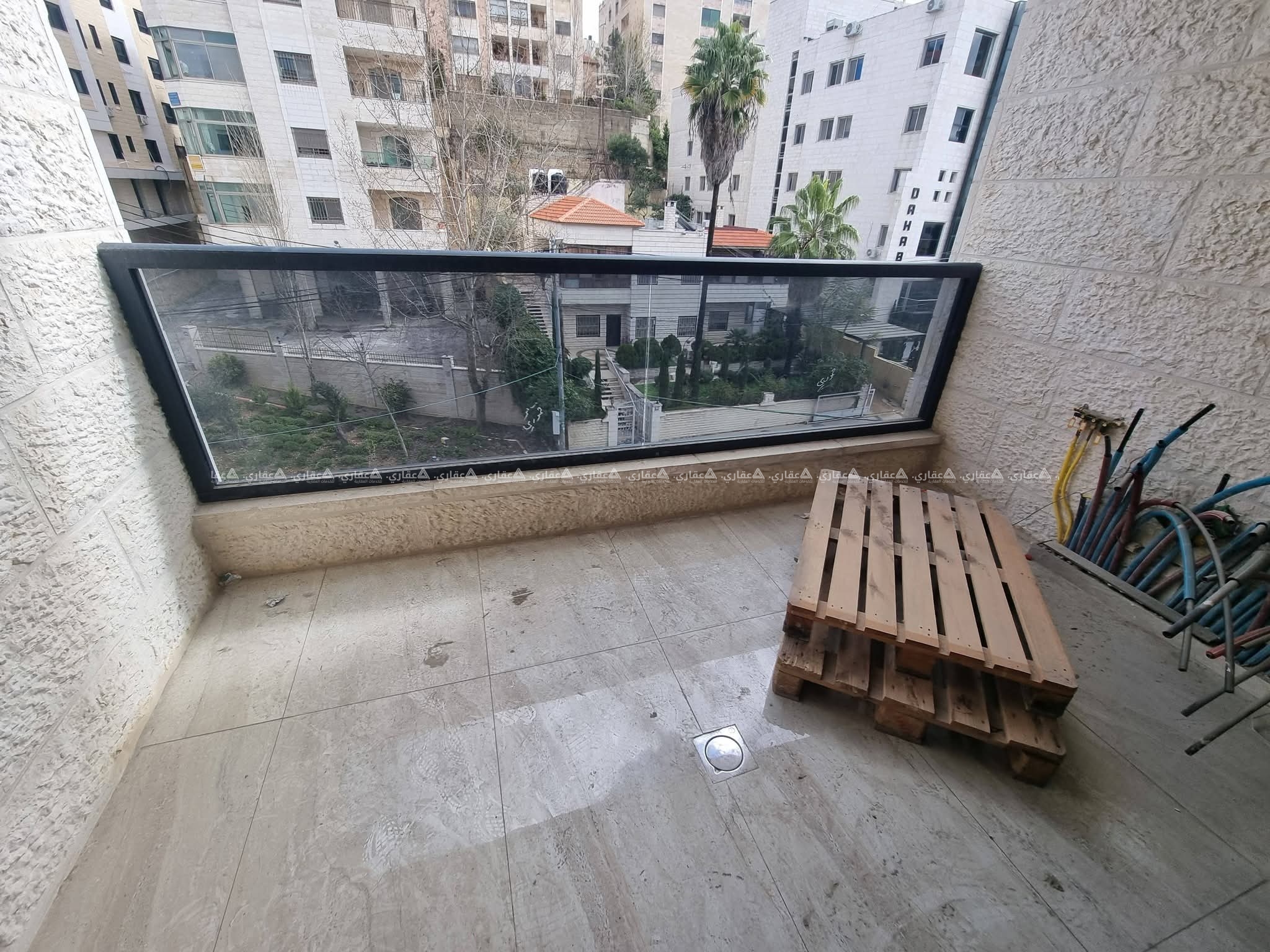 شقة للبيع مقابل سوبرماركت بغداد الرئيسي