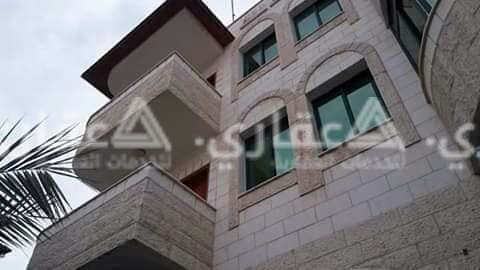 فيلا ٣ طوابق للبيع