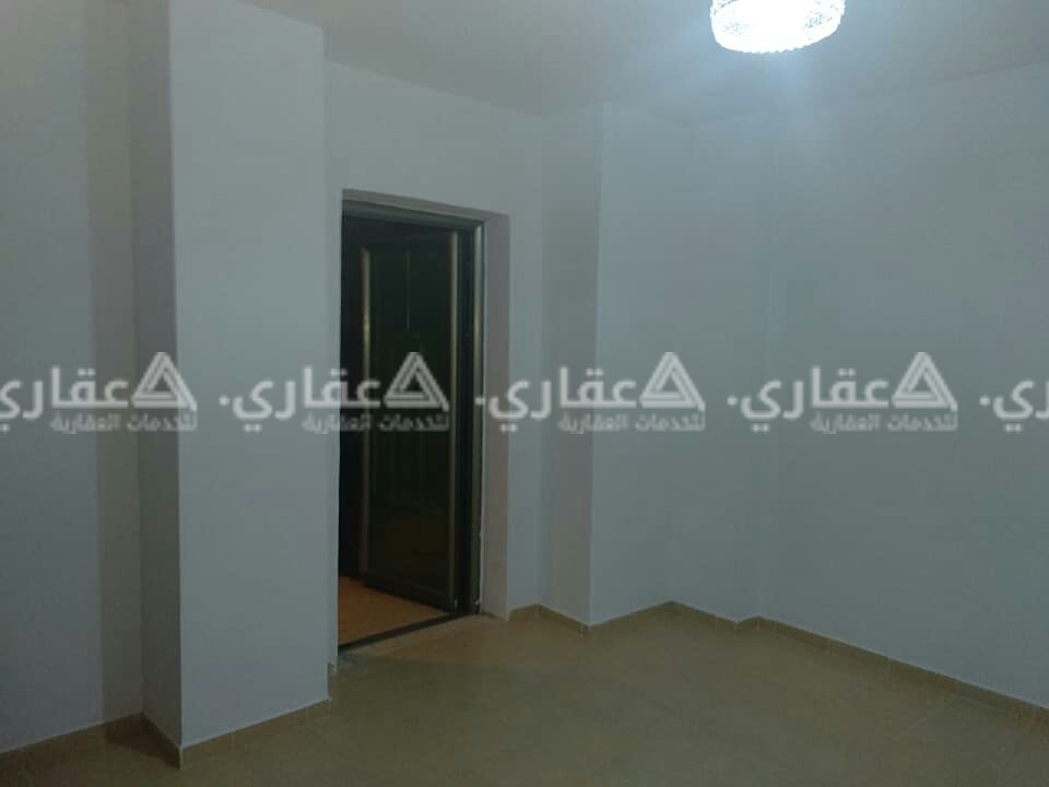شقة للايجار بالقرب من المدرسة الانجيلية