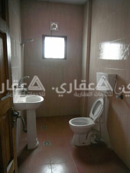 شقة للايجار دور أرضي
