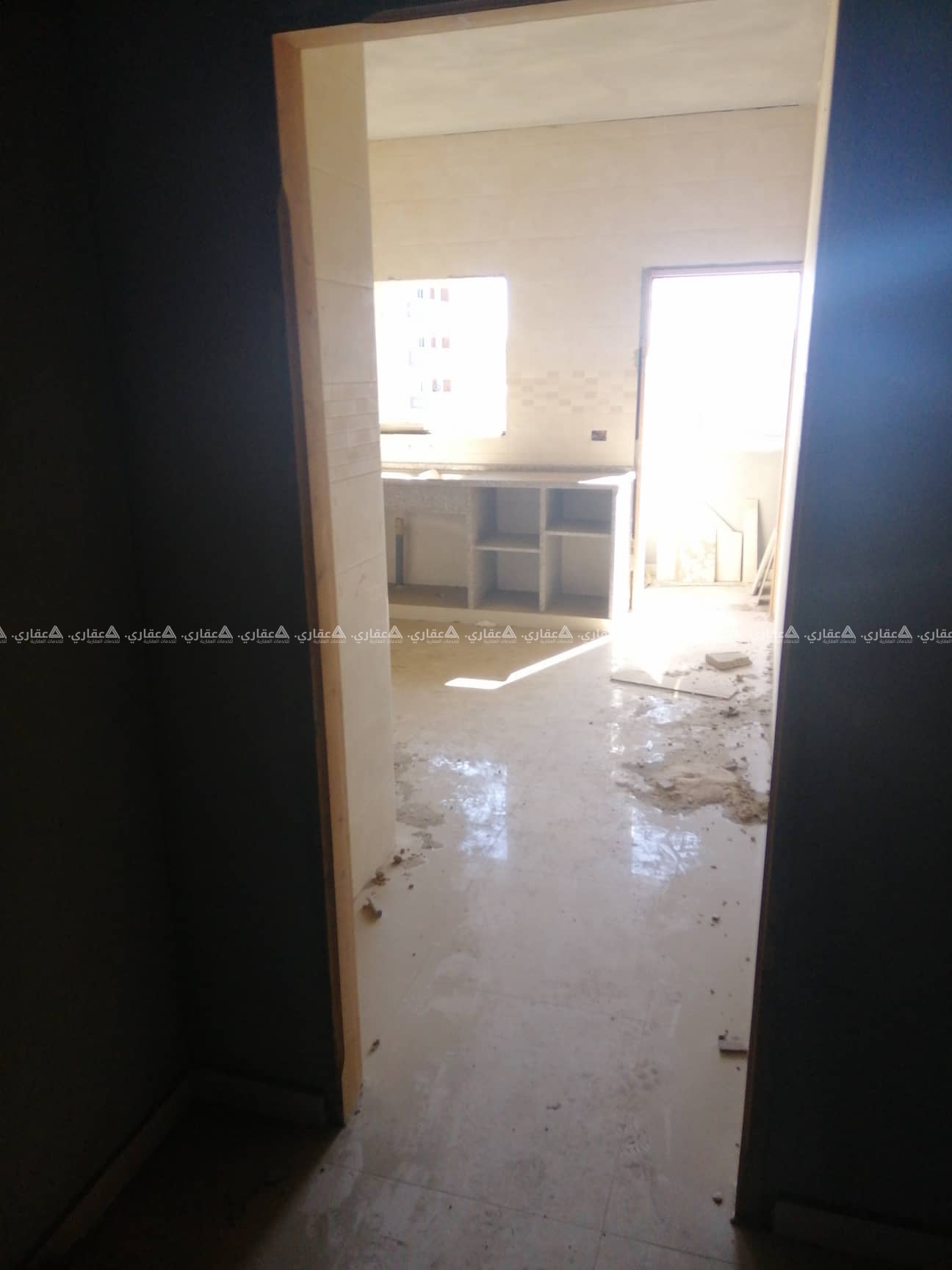 شقة مشطبة للبيع مطلة على الأربع جهات