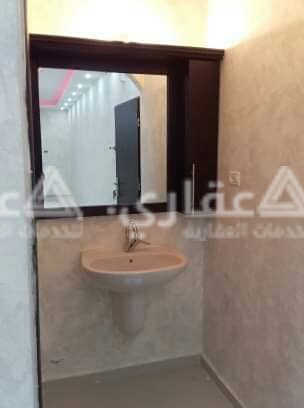 شقة للبيع بحد مدرسة الاوائل