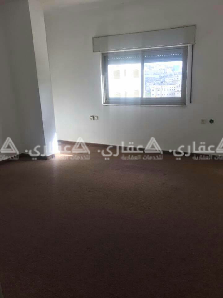 للايجار عند دوار الفواكه