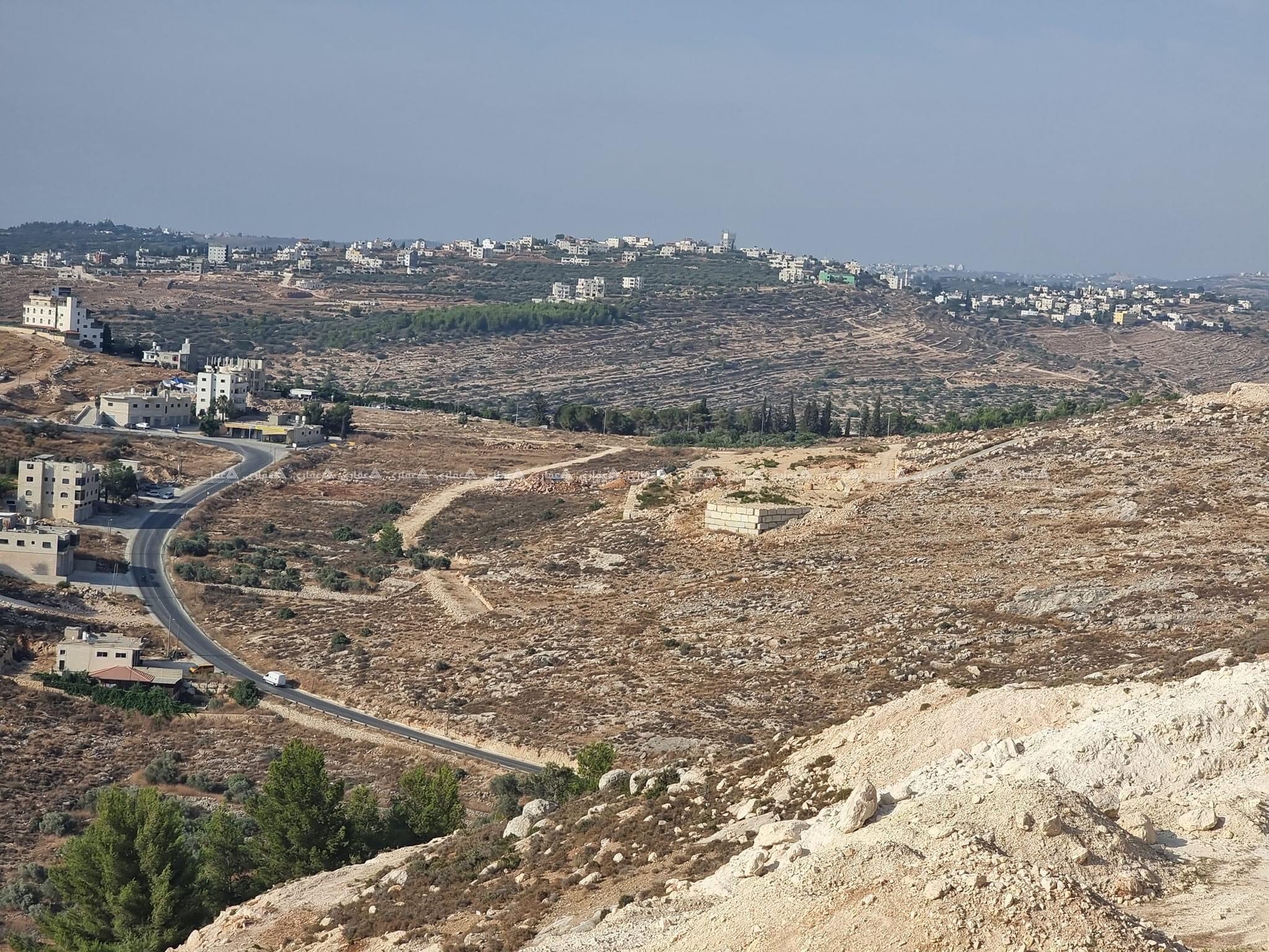 قطعة أرض بإطلالة رائعة جداً