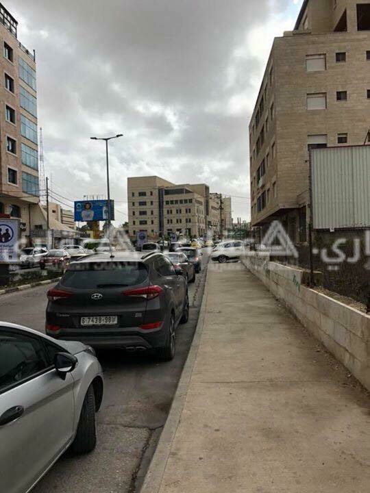 عمارة تجارية على شارع الارسال للبيع