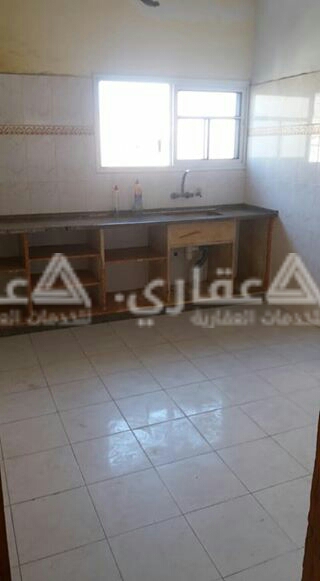 شقة للايجار بسعر مناسب وسط غزة