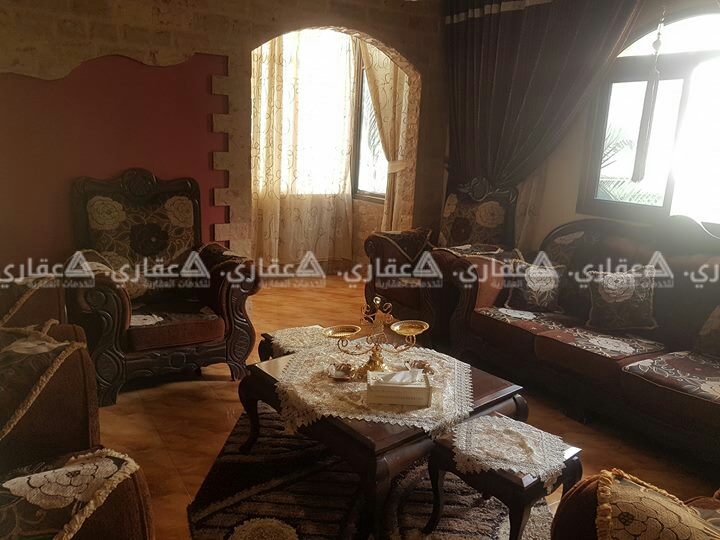 بيت للبيع