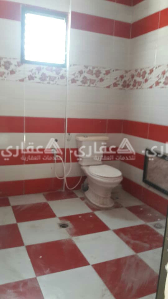 شقة للبيع طابق ثاني