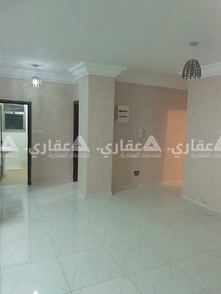 شقة للايجار بالقرب من المدرسة الانجيلية