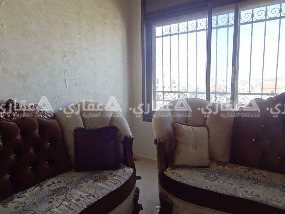 شقة للبيع مميزة بمساحة 200 متر