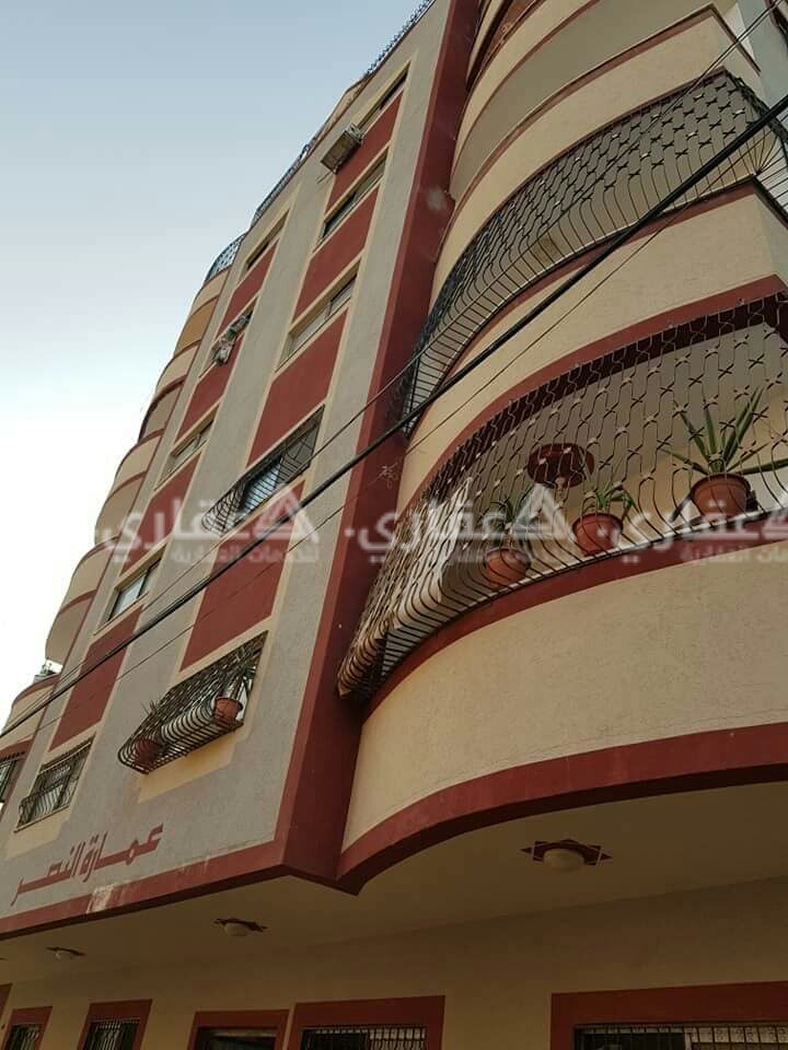 شقة للبيع في عمارة النصر