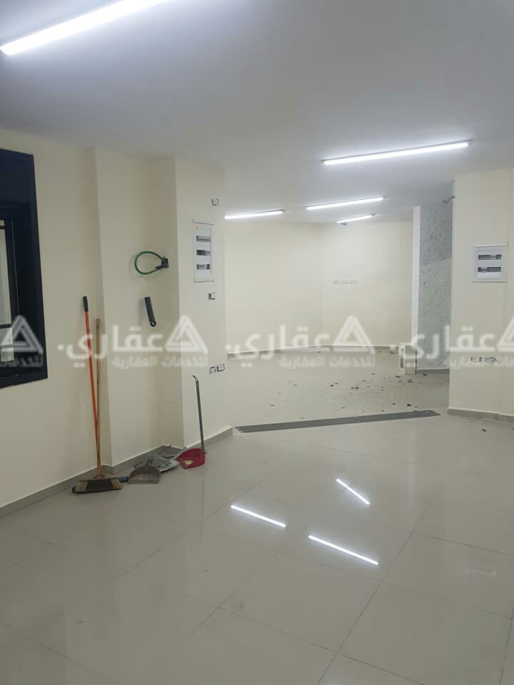 شقة للايجار تصلح لكافة الاعمال التجارية