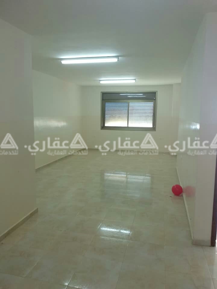 شقة للايجار قرب مدرسة النجاح