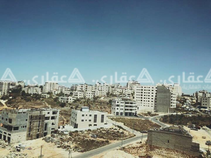 شقة للبيع باطلالة رائعة 