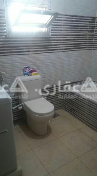 شقة سكنية طابق ثاني للبيع