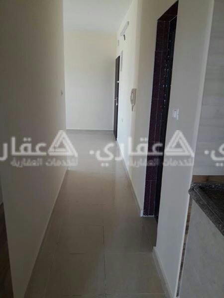 شقة للايجار بعمارة سكنية حديثة
