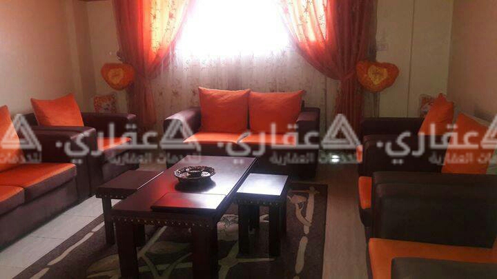 شقة للبيع في عمارة سكنية