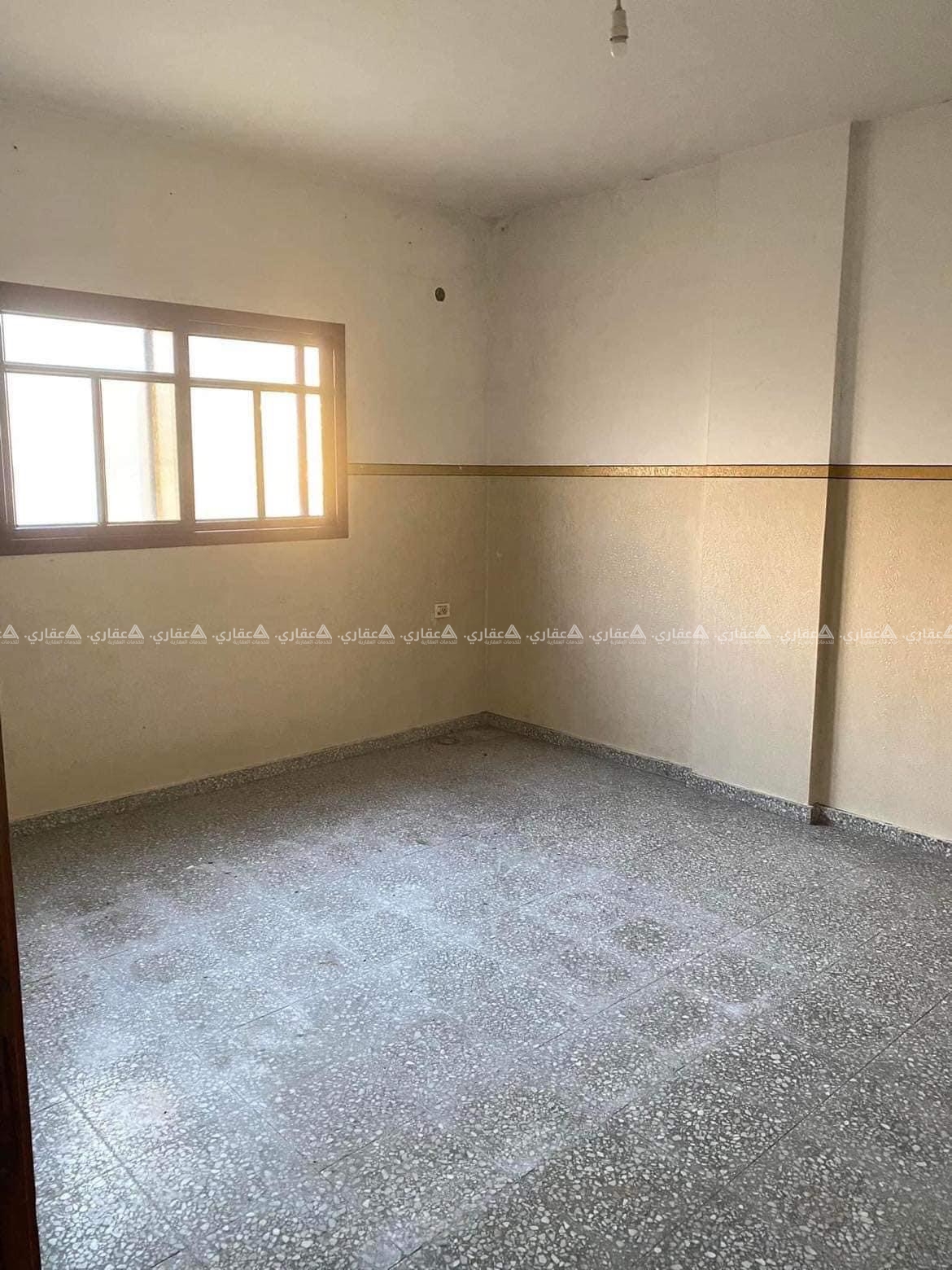 شقة للإيجار بالقرب من مسجد مصعب بن عمير