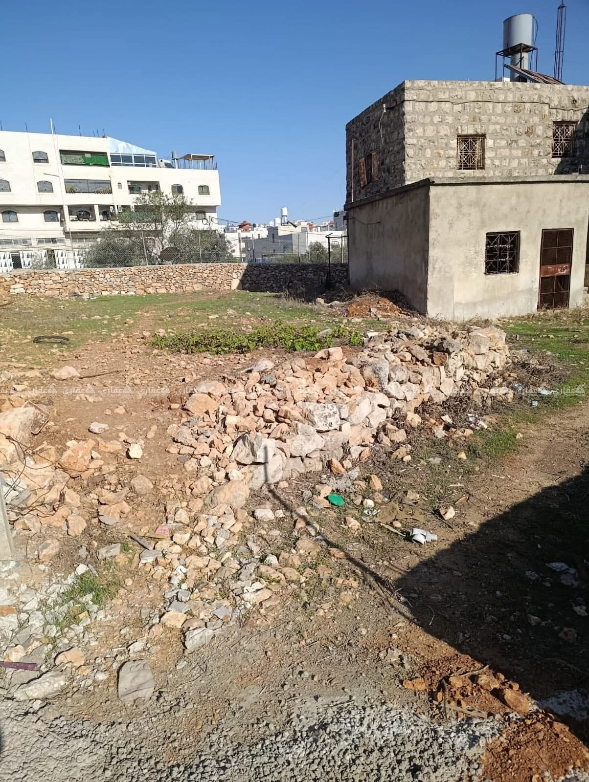 قطعة أرض للبيع قرب المدرسة الصناعية