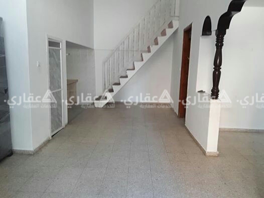 شقة للايجار طابق ارضي 